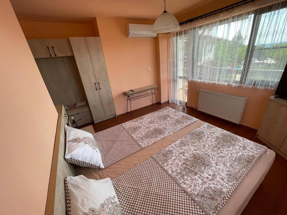 Комплекс Белла Терра Villa Gostilitsa Exteriör bild